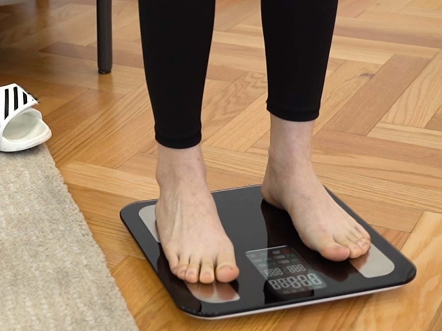 Four Benefits of Having a Body Weighing Machine at Home