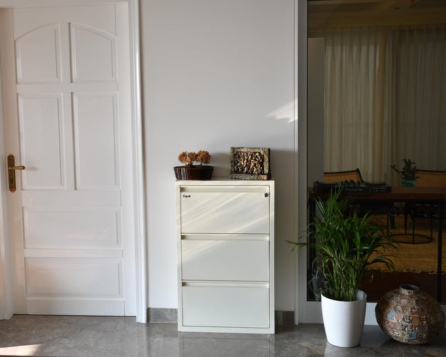 Equal 3-Shelf Metal Shoe Rack – Lockable | 6–9 Pairs