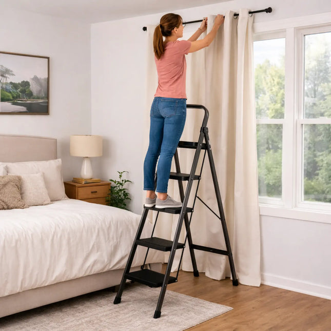 Equal Carbon-Series 5-Step Folding Steel Ladder – foldable, lightweight, 150kg load capacity